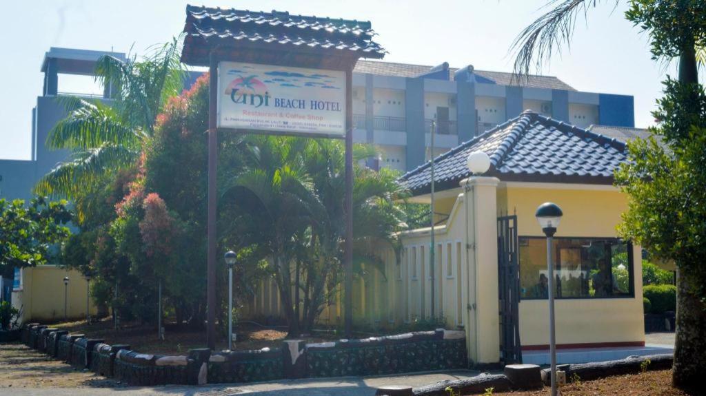 Uni Beach Hotel Pangandaran Exteriér fotografie